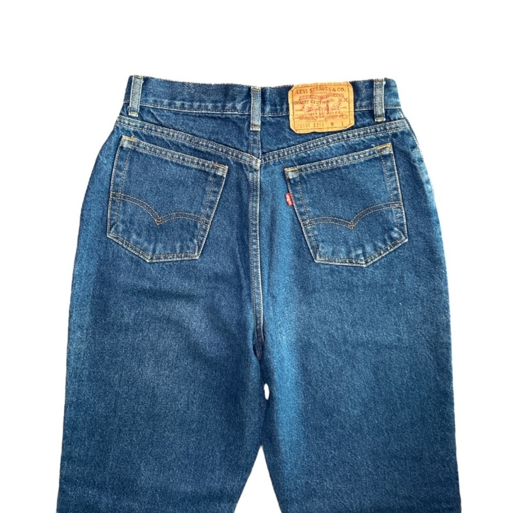 High Rise Denim Levi’s Jeans - Picture 4 of 10
